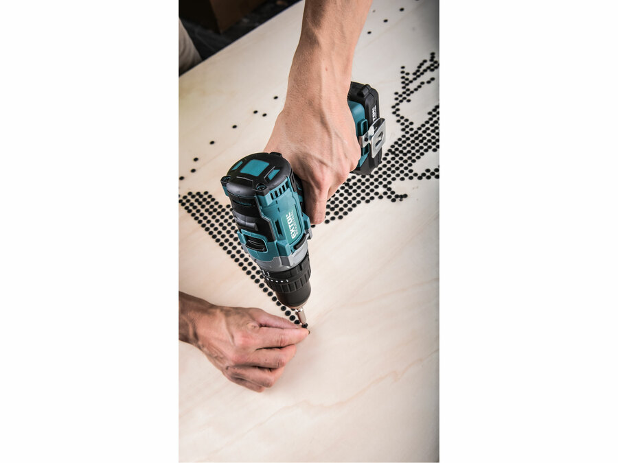 Vrtací šroubovák aku s příklepem SHARE20V, BRUSHLESS, 20V Li-ion, 2Ah