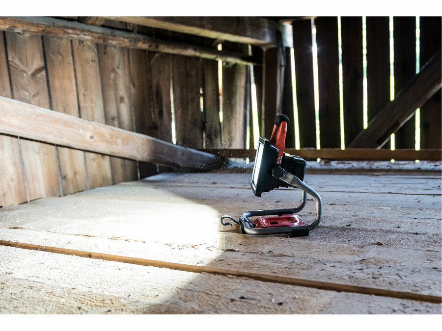 Reflektor LED aku SHARE20V, 1800lm, 2000mAh